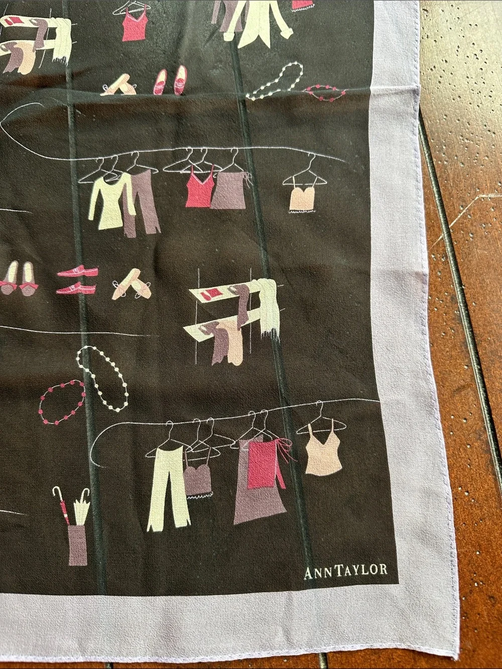 Ann Taylor 💯 Silk Scarf